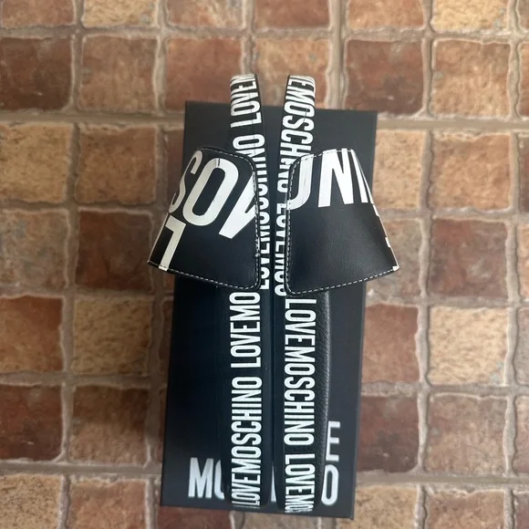 Love Moschino Logo Slides - Picture 6 of 13